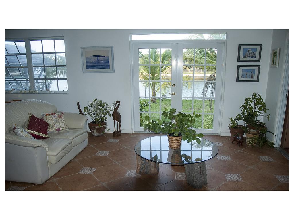 Silver Point Villa Freeport Eksteriør billede